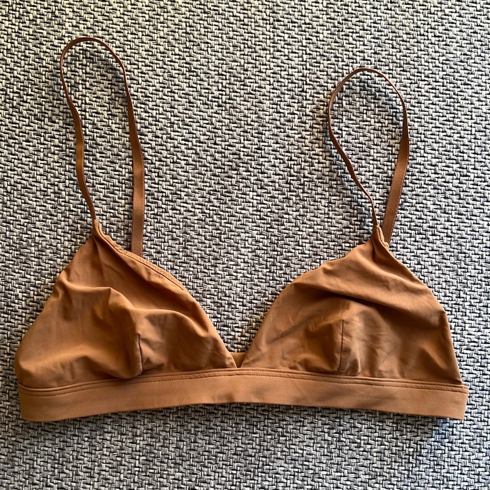 Aritzia Talula Bralette